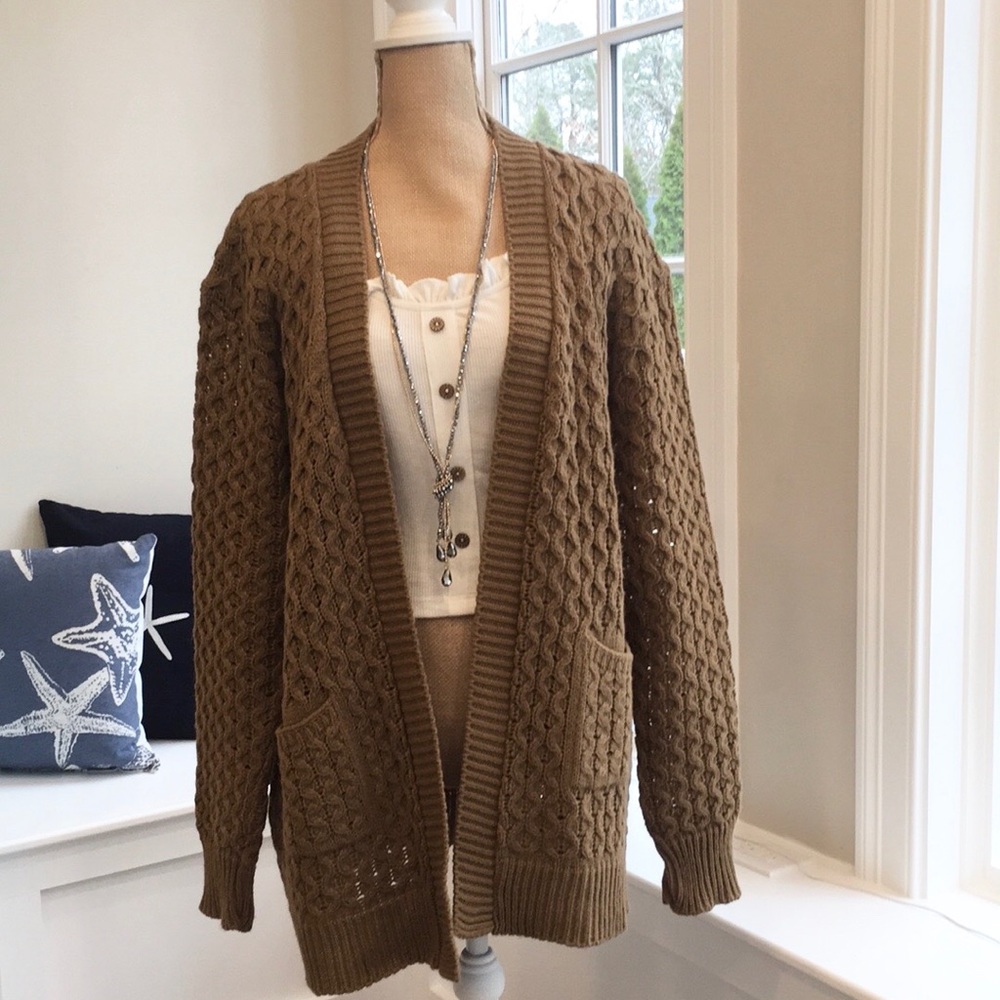 🌻 BooHoo Long Chunky Cardigan
